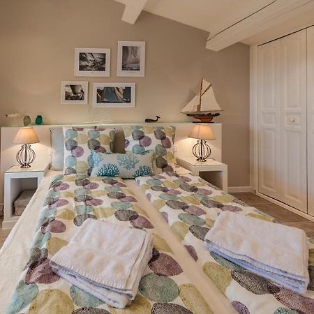 Appartement Le Poisson Bleu Saint-Raphaël Εξωτερικό φωτογραφία