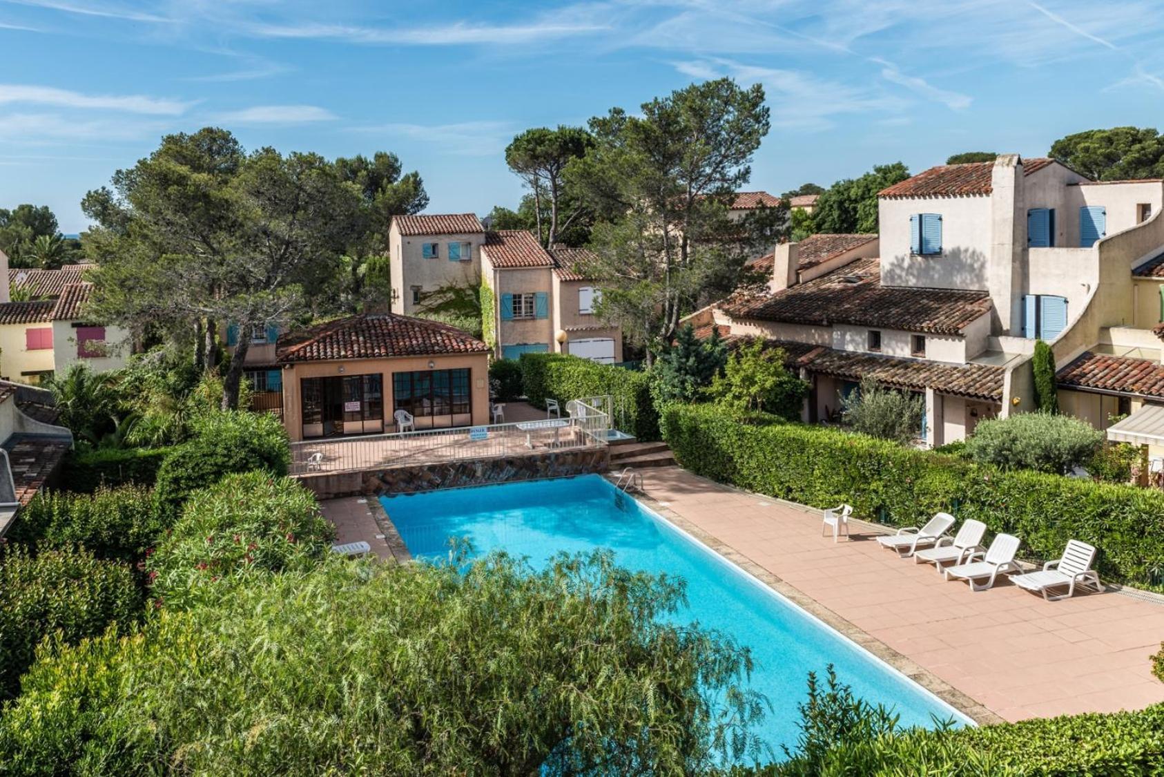 Appartement Le Poisson Bleu Saint-Raphaël Εξωτερικό φωτογραφία